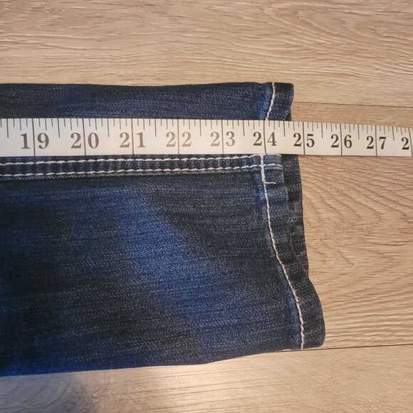 ZCO Jeans Size 7 Embellished Crop Capri Low Rise Medium Wash Denim - Picture 8 of 10